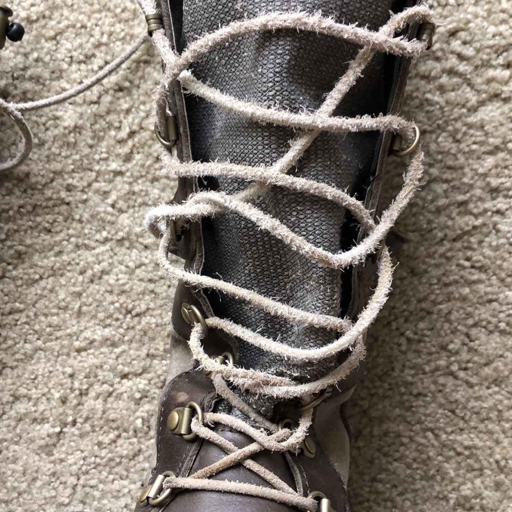 Sorel Conquest Carly Boots in Camo/Pebble - Picture 3 of 7